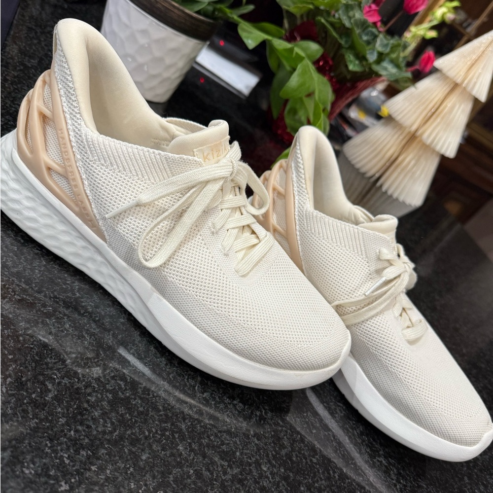 Kizik Womens Athens sneakers